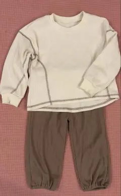 リブ編み長袖カットソーとパンツセット