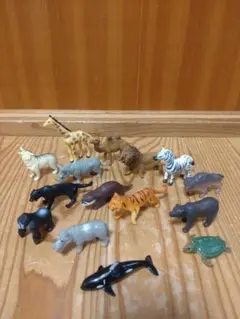 動物フィギュア
