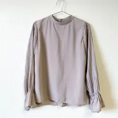 長袖　ブラウス　プリーツ　フレア袖