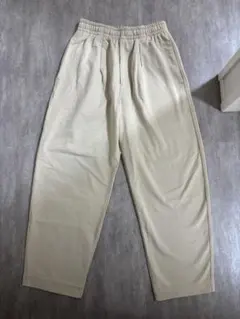 ユニクロU ライトウェイトスウェットワイドパンツ ベージュ XS