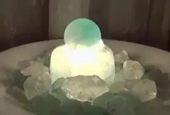 グリーンフローライト クリスタルファウンテン - メルカリ