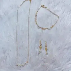 ブロッサム ガラスアクセサリーまとめ売り