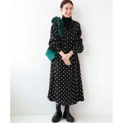 レリューム　ドットプリントピンタックフレアワンピース