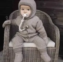 Joha 赤 ウール　帽子、手袋付き ロンパース 60cm