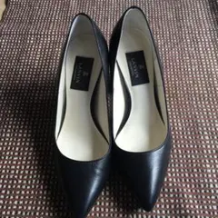 LANVIN ブラック ポインテッドトゥパンプス