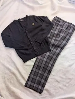 コムサデモード　カーディガンとズボンセット130