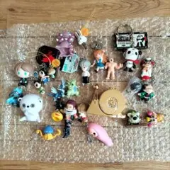 ミニフィギュア　ワンピース　ポケモン　エヴァンゲリオン　ドラクエ