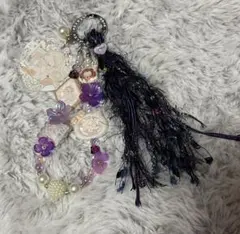 紫のフラワーデザインストラップ(SPちゃん スカルパンダ）年末セール