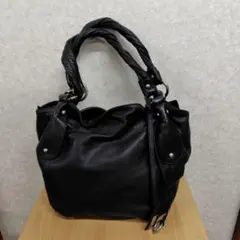 ETOILEレザー ショルダーバッグ がま口 ／型押し - メルカリ