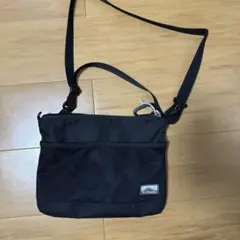 ブラック ショルダーバッグ サコッシュ