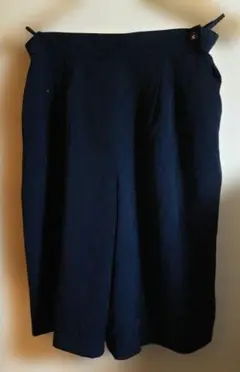 ☆美品☆　シャネル　キュロットスカート 　　アイボリー