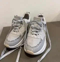 お正月割引！キラキラ✨ダイアナ　厚底スニーカー