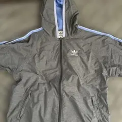 adidas Originals ナイロンジャケット グレーのサムネイル