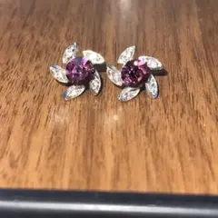花 モチーフ パープル デザイン ピアス
