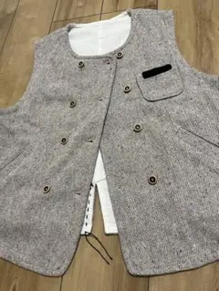 Item thumbnail for item 0761e5eb-be35-493f-9308-32d52e206be0