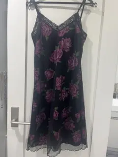 黒 ブラック バラ柄 シフォン ノースリーブワンピース ラメ ひざ丈