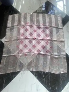 新品　ペイズリー？とチェック柄スカーフ 約76cm✖️76cm