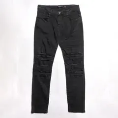 Bershkaダメージ加工 ジーンズ デニムパンツ ブラック 黒