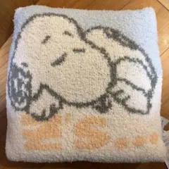 ユニバーサルスタジオ　スヌーピー　ブランケット　クッション