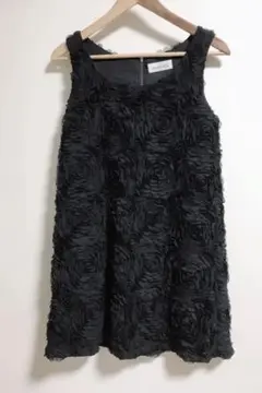 リトルブラックワンピのサムネイル