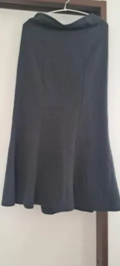 ダークグレー マーメイドスカート