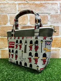 ハンドメイド　ミニミニトートバッグ　イギリス衛兵猫ちゃん