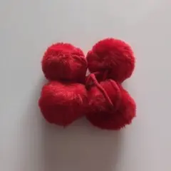 赤いファーポンポンヘアゴム2個セット
