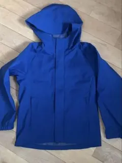 値下げSALE キッズ美品　アウター　防風　140cm ウィンドブレーカー