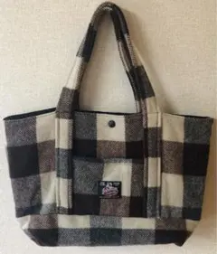 ジョンソンウーレンミルズJohnson Woolen Mills トートバッグのサムネイル