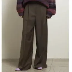 タックワイドパンツ　ブラウン　アティセッション