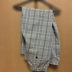 ベージュ チェック柄スラックス ウエストボタン付き