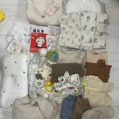 新生児　ベビー服 離乳食本 おもちゃ お風呂　グッズ　まとめ売りのサムネイル