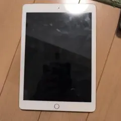 iPad 第6世代 Wi-Fiモデル 32GB シルバー ジャンク品 - メルカリ