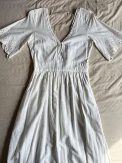 ZARA 刺繍入ロングワンピース