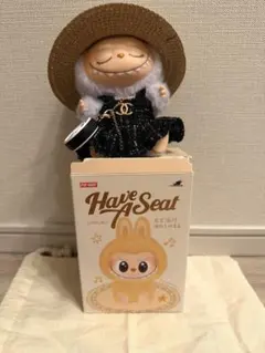 正規品　POP MART ラブブ Have A Seat ZIZI