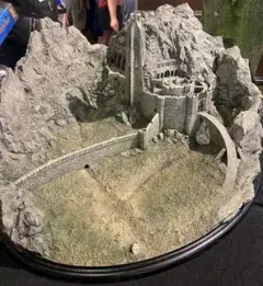 ロードオブザリング　ローハンの戦い　WETA スタチュー　指輪物語　ヘルム峡谷のサムネイル