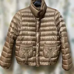 ブリジットのブラウン キルティング ダウンジャケット