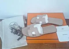 HERMES オラン ホワイト サンダル 36 - メルカリ