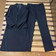 レディース　スーツ　3点セット　7号