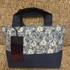 みなとのてんらんかい リバティトートバッグ ウィリアムモリス いちご