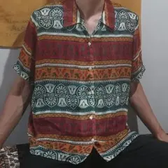 古着　80-90s　民族調　総柄　柄シャツ　ポリシャツ