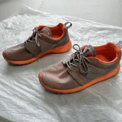 Nike メッシュスニーカー グレー/オレンジ