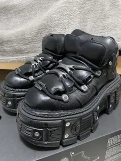 Dr.Martens ガードDMXLシューズ UK8 BLACK 新品 - メルカリ