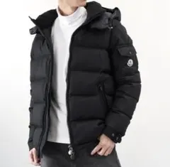 Moncler ダウンジャケット フード付き ブラック
