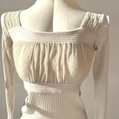 値下げしました ベージュ ストライプ フリル 長袖トップス