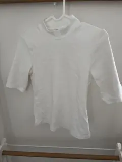 UNIQLO モックネック 半袖Tシャツ ホワイト M