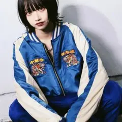 チュウカタベタイ TIGER PATCH cardigan/BLUE - メルカリ