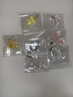 ハンドメイド ビーズ携帯アクセサリーセット 7個