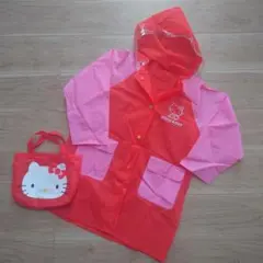 HELLO KITTY レインコート バッグ付き　110 ポケット付　女の子