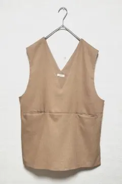 美品　LOWRYS FARM　深Ｖゆったりベスト　FREE